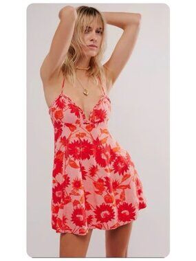 NWT Free People Altura Printed Mini Dress in Strawberry Lemonade sz M